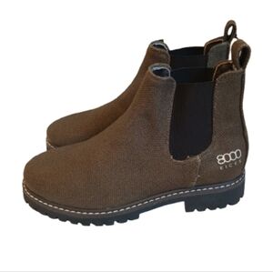 New 8000 Kicks waterproog Hemp Chelsea Boots Womens Size: 37
